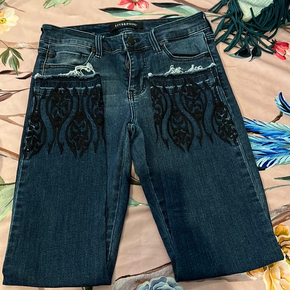 LIVERPOOL *NWOT* Embroidered Jeans